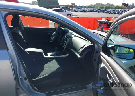 2015 Nissan Altima 2.5 S from USA, damaged, VIN 1N4AL3AP0FC168887